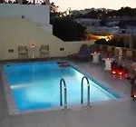 Anemone Luxury Suites