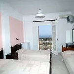 Anemone Luxury Suites Maison d'hôtes