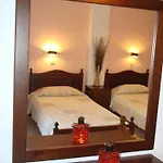 Anemone Luxury Suites 4*