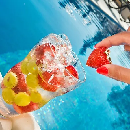 Anemone Luxury Suites Pensionat